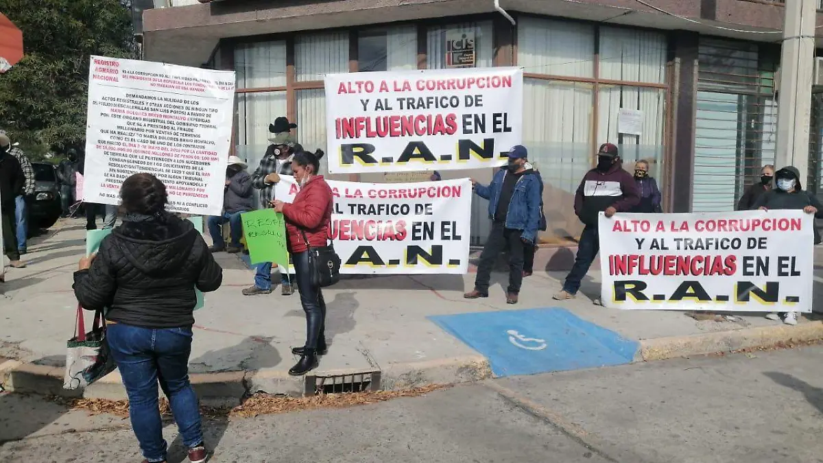 Ejidatarios de Escalerillas protestan contra despojo